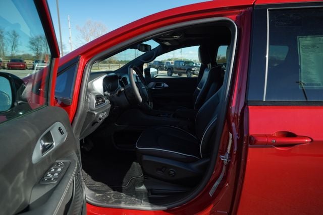 2026 Chrysler Pacifica PACIFICA LIMITED