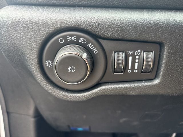 2024 Chrysler Pacifica Hybrid Premium S Appearance Pkg