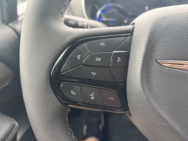 2024 Chrysler Pacifica Hybrid Premium S Appearance Pkg