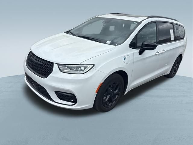 2024 Chrysler Pacifica Hybrid Premium S Appearance Pkg