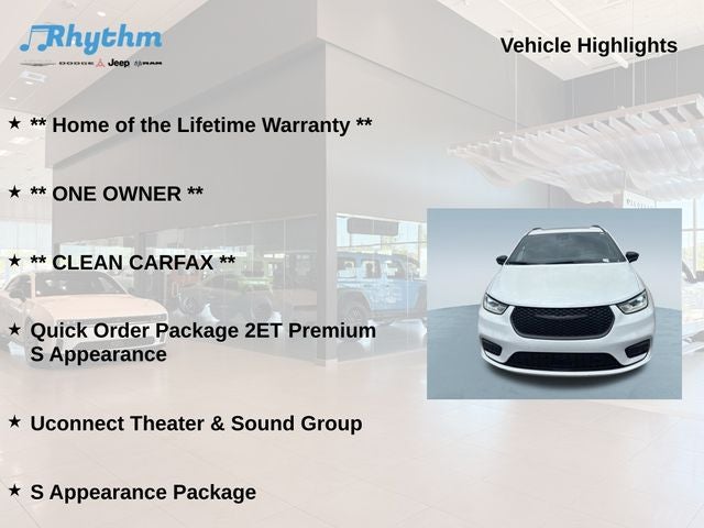 2024 Chrysler Pacifica Hybrid Premium S Appearance Pkg