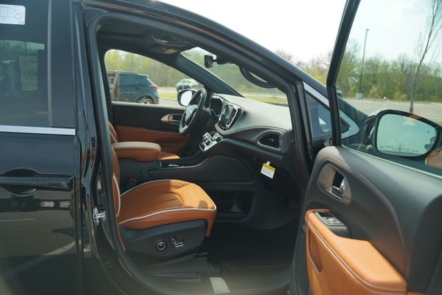 2026 Chrysler Pacifica PACIFICA PINNACLE AWD