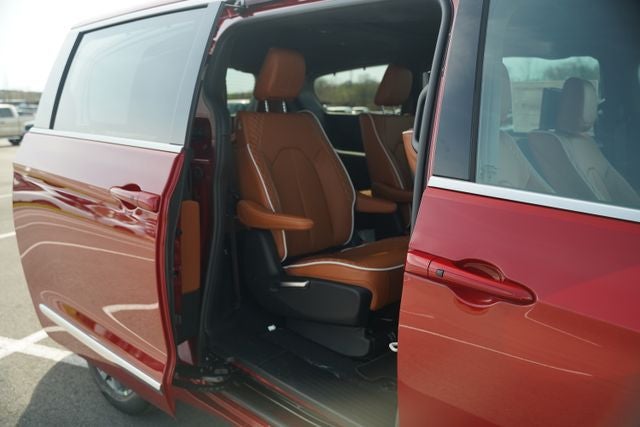 2026 Chrysler Pacifica PACIFICA PINNACLE AWD