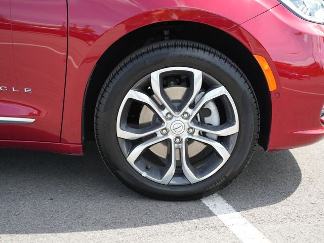 2026 Chrysler Pacifica Pinnacle AWD
