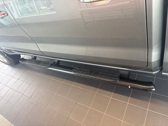 2023 Chevrolet Silverado 1500 4WD Crew Cab Short Bed LTZ