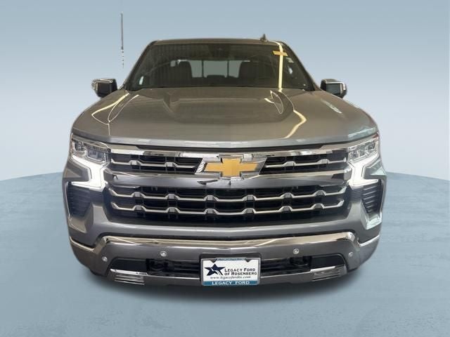 2023 Chevrolet Silverado 1500 4WD Crew Cab Short Bed LTZ