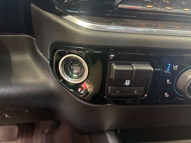 2023 Chevrolet Silverado 1500 4WD Crew Cab Short Bed LTZ
