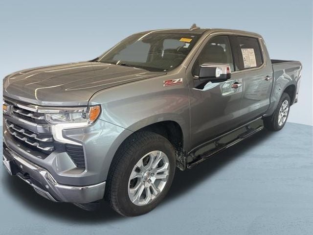 2023 Chevrolet Silverado 1500 4WD Crew Cab Short Bed LTZ