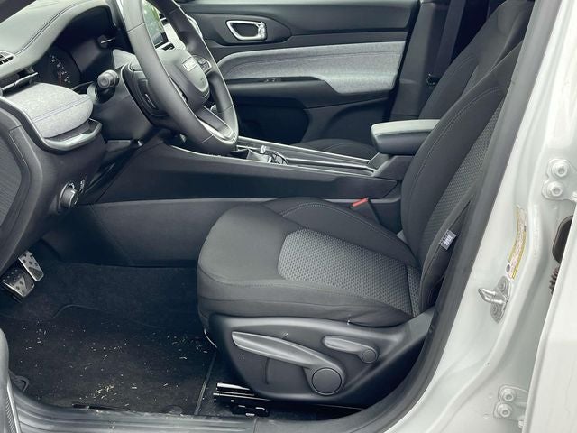 2025 Jeep Compass COMPASS SPORT 4X4