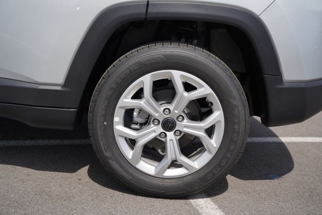 2026 Jeep Compass COMPASS LATITUDE 4X4