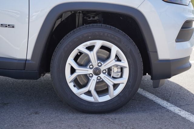 2026 Jeep Compass COMPASS LATITUDE 4X4