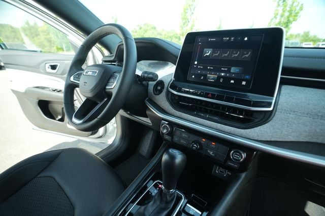 2025 Jeep Compass Latitude 4x4