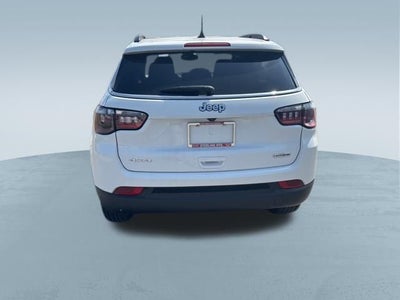 2022 Jeep Compass Latitude Lux 4x4