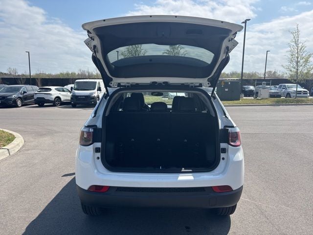 2022 Jeep Compass Latitude Lux 4x4