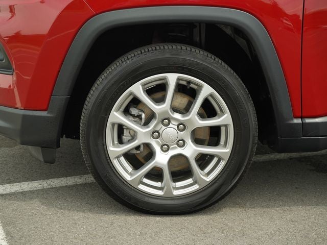 2023 Jeep Compass Latitude Lux FWD