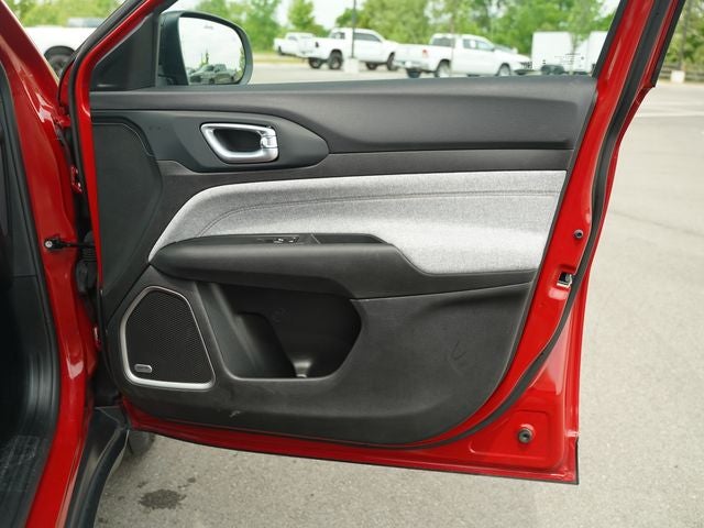 2023 Jeep Compass Latitude Lux FWD