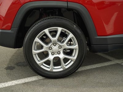 2023 Jeep Compass Latitude Lux FWD