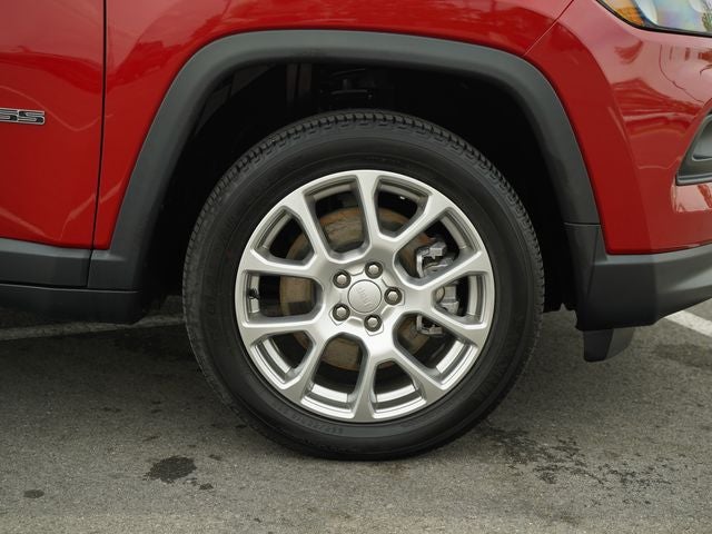 2023 Jeep Compass Latitude Lux FWD