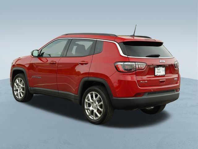 2023 Jeep Compass Latitude Lux FWD