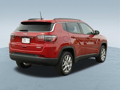 2023 Jeep Compass Latitude Lux FWD