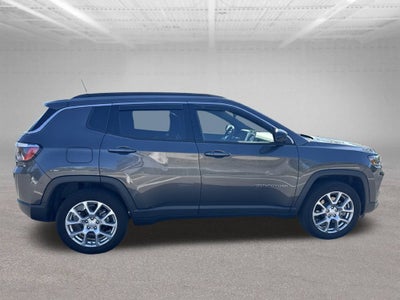 2024 Jeep Compass Latitude Lux