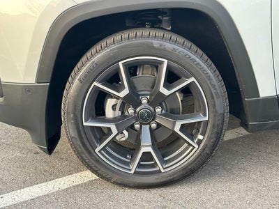 2026 Jeep Cherokee Overland