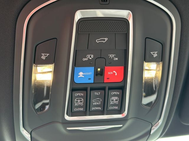 2026 Jeep Cherokee Overland