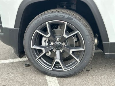 2026 Jeep Cherokee Overland