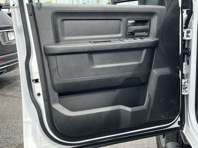 2026 RAM Ram 3500 RAM 3500 TRADESMAN CREW CAB 4X4 6'4' BOX