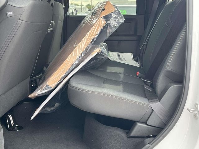 2026 RAM Ram 3500 RAM 3500 TRADESMAN CREW CAB 4X4 6'4' BOX