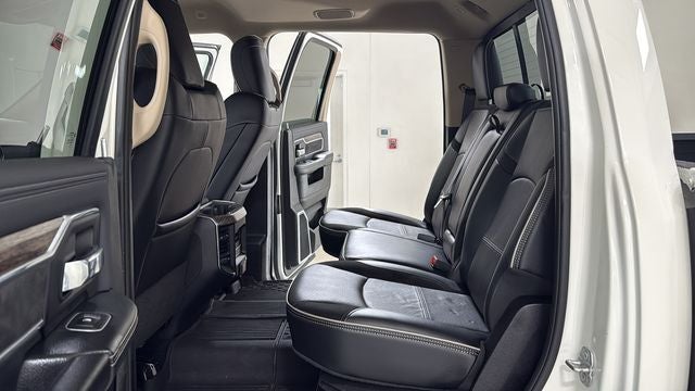 2021 RAM 3500 Laramie Crew Cab 4x4 8' Box