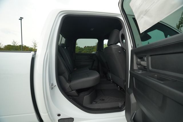 2026 RAM Ram 2500 RAM 2500 WARLOCK CREW CAB 4X4 6'4' BOX