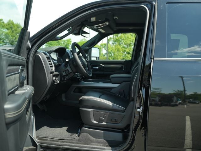 2026 RAM 2500 Laramie - Photo 13