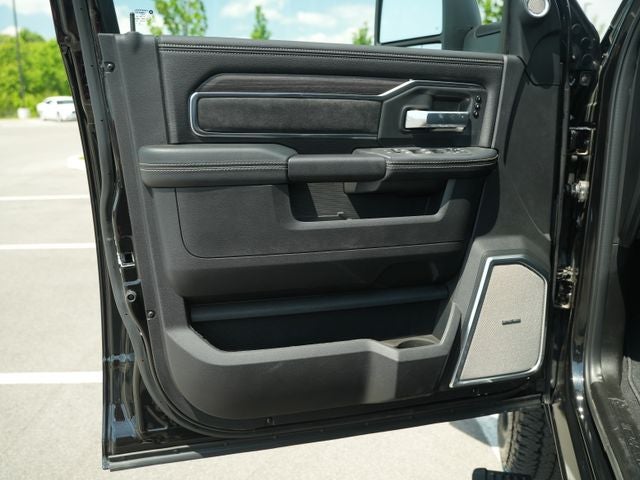 2026 RAM 2500 Laramie - Photo 14