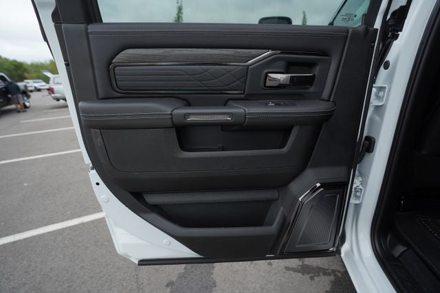 2026 RAM Ram 2500 RAM 2500 LIMITED CREW CAB 4X4 6'4' BOX