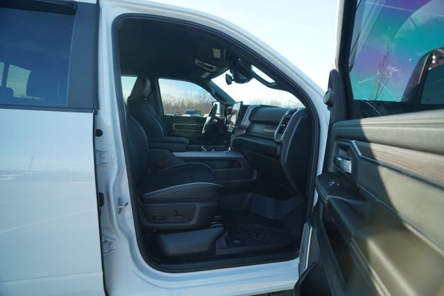 2026 RAM 3500 Laramie Crew Cab 4x4 8' Box