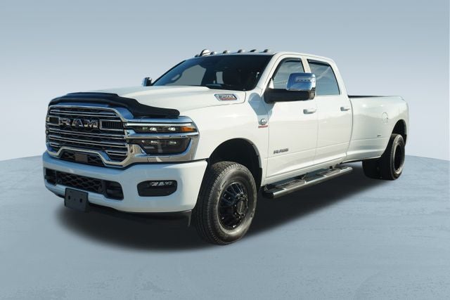 2026 RAM 3500 Laramie Crew Cab 4x4 8' Box