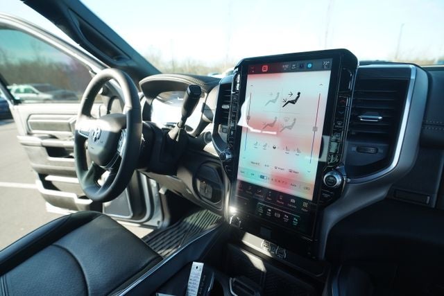 2026 RAM 3500 Laramie Crew Cab 4x4 8' Box