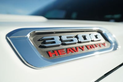 2026 RAM 3500 Laramie Crew Cab 4x4 8' Box