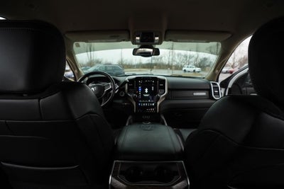 2020 RAM 3500 Laramie Crew Cab 4x4 8' Box