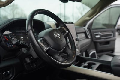 2020 RAM 3500 Laramie Crew Cab 4x4 8' Box