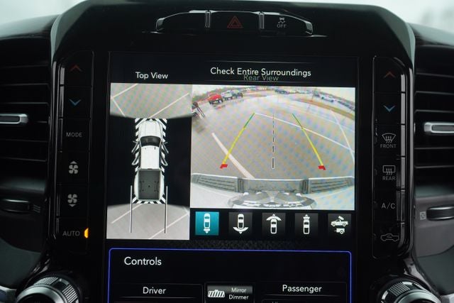 2020 RAM 3500 Laramie Crew Cab 4x4 8' Box