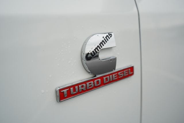 2020 RAM 3500 Laramie Crew Cab 4x4 8' Box