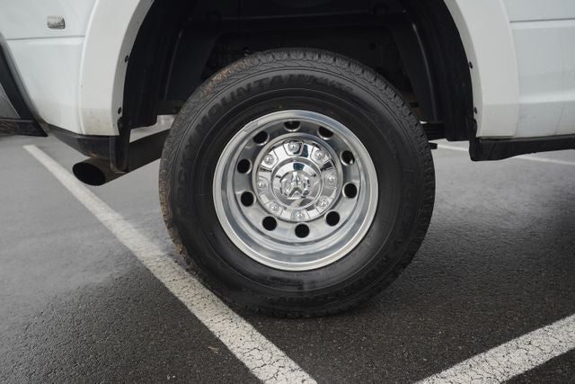 2020 RAM 3500 Laramie Crew Cab 4x4 8' Box