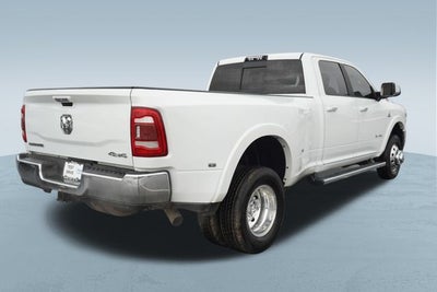 2020 RAM 3500 Laramie Crew Cab 4x4 8' Box