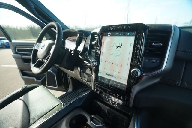 2026 RAM Ram 3500 RAM 3500 LARAMIE MEGA CAB 4X4 6'4' BOX