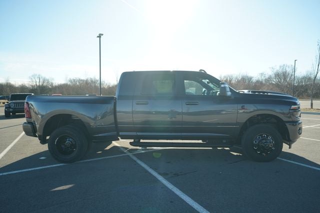 2026 RAM Ram 3500 RAM 3500 LARAMIE MEGA CAB 4X4 6'4' BOX