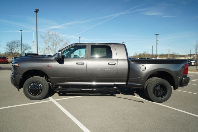 2026 RAM Ram 3500 RAM 3500 LARAMIE MEGA CAB 4X4 6'4' BOX