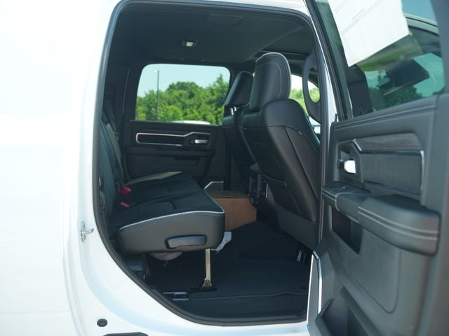 2026 RAM Ram 3500 RAM 3500 LARAMIE MEGA CAB 4X4 6'4' BOX