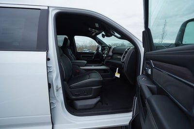 2026 RAM Ram 3500 RAM 3500 LARAMIE MEGA CAB 4X4 6'4' BOX